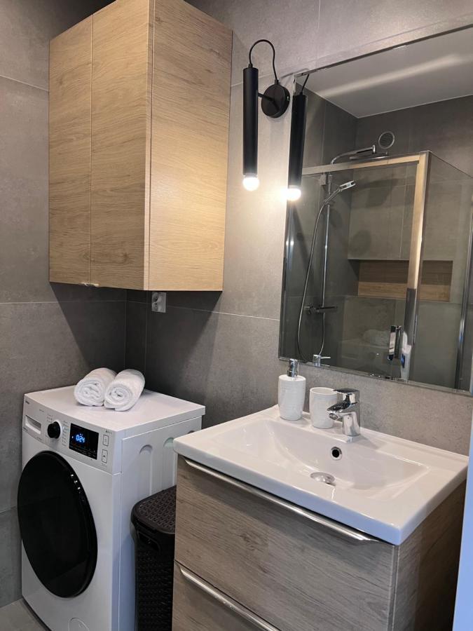 Ferienwohnung Apartament Jeleniowska Podziemny Parking Taras Kielce Exterior foto